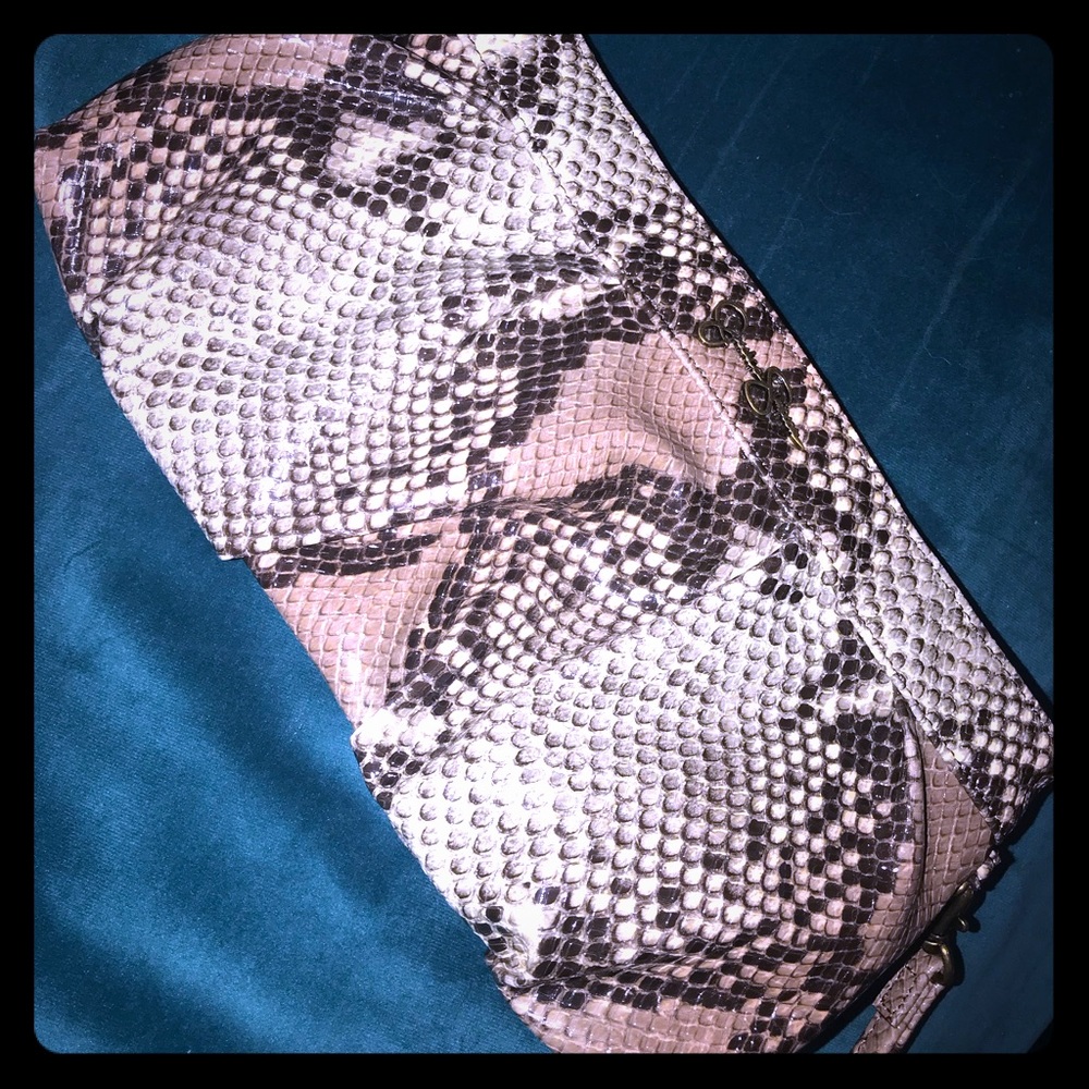 Jessica Simpson Faux snakeskin wristlet